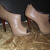 high heel shoe/cream color, size 9